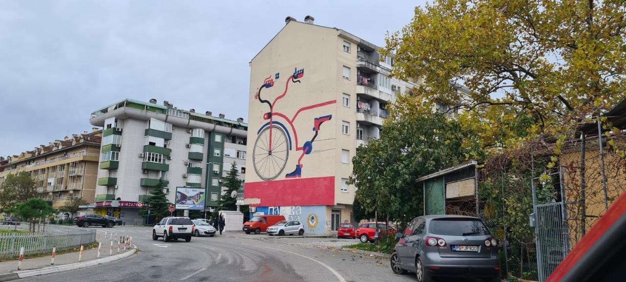 Apartman Velimir Stari Aerodrom بودغوريتْسا المظهر الخارجي الصورة