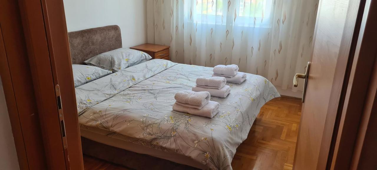 Apartman Velimir Stari Aerodrom بودغوريتْسا المظهر الخارجي الصورة